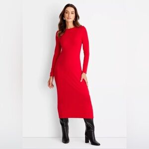 Chic Scarlet Long Sleeve Dress